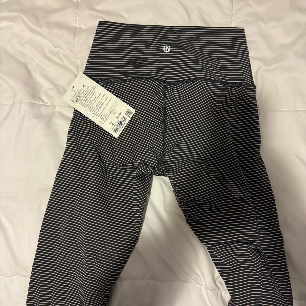Lululemon Wunder Under HR Tight 28” * Flux Size  6 Brand New w/ Tags.